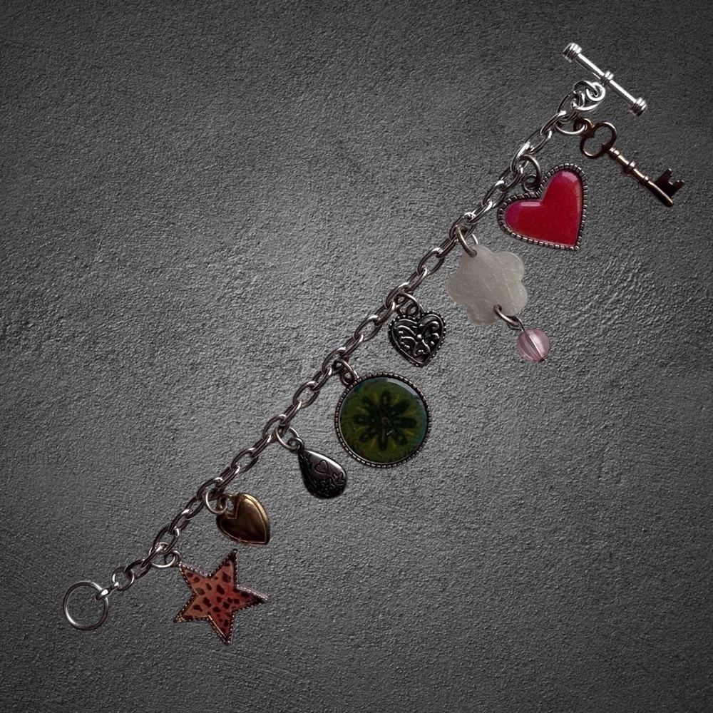 🌼AAI Silver Tone Charm Bracelet
